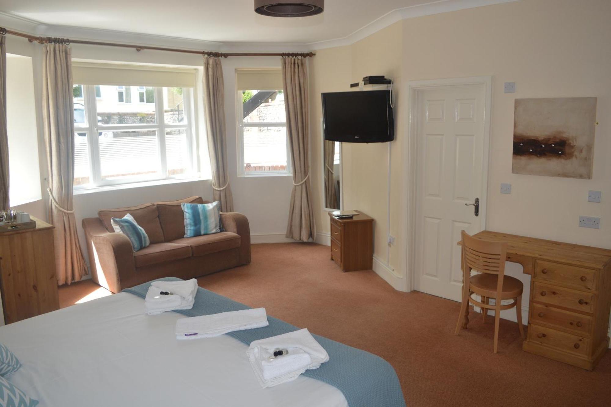 The Sheldon B&B - Free Private Parking Eastbourne Kültér fotó