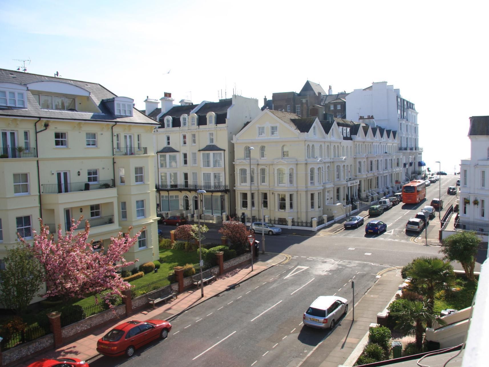 The Sheldon B&B - Free Private Parking Eastbourne Kültér fotó