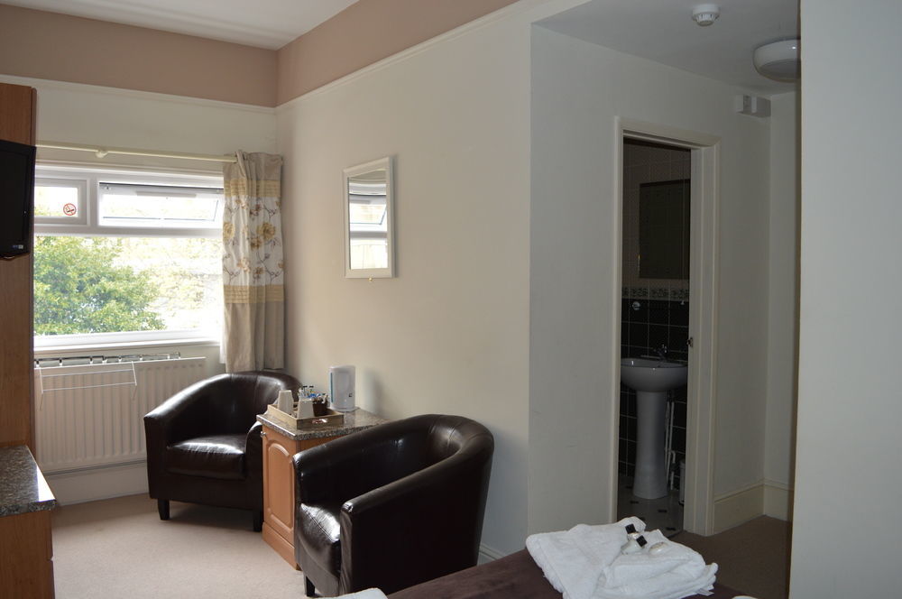 The Sheldon B&B - Free Private Parking Eastbourne Kültér fotó