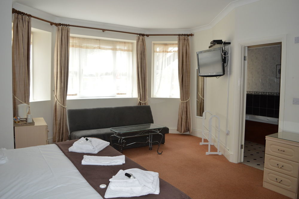 The Sheldon B&B - Free Private Parking Eastbourne Kültér fotó