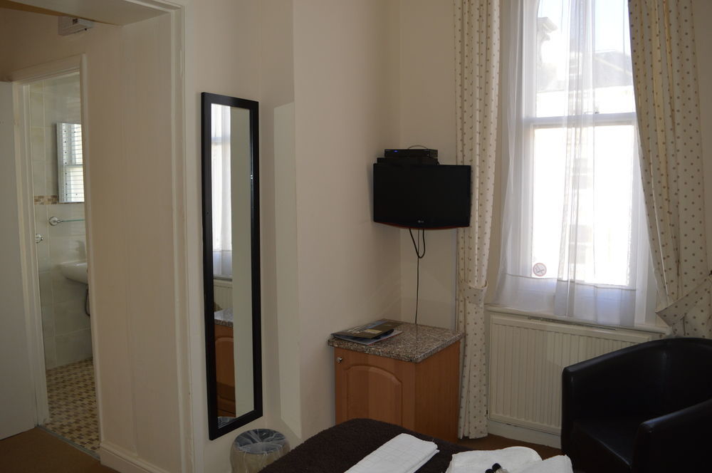The Sheldon B&B - Free Private Parking Eastbourne Kültér fotó