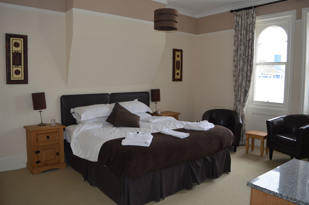 The Sheldon B&B - Free Private Parking Eastbourne Kültér fotó