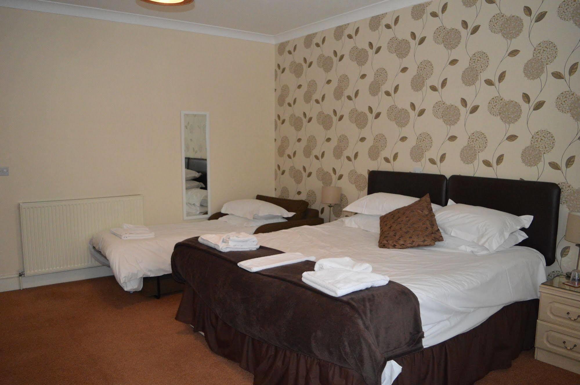 The Sheldon B&B - Free Private Parking Eastbourne Kültér fotó